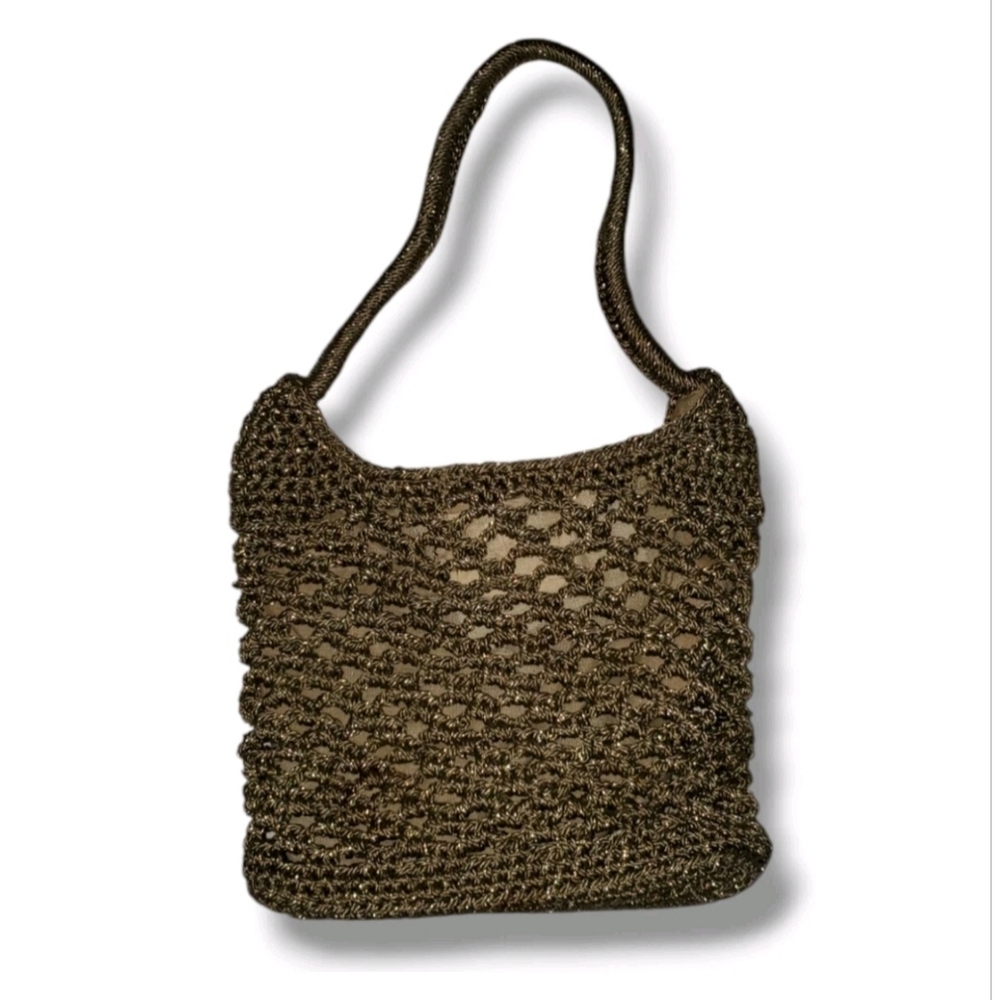 Elegant Knit Shoulder Bag in Brown